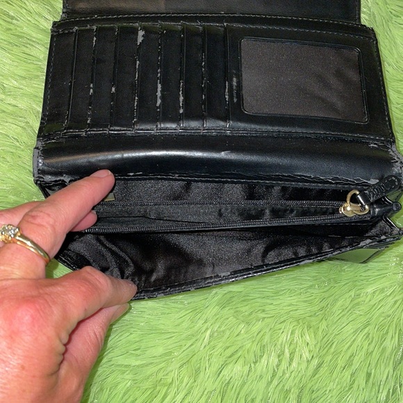 Coach Leather Wallet - Picture 5 of 7